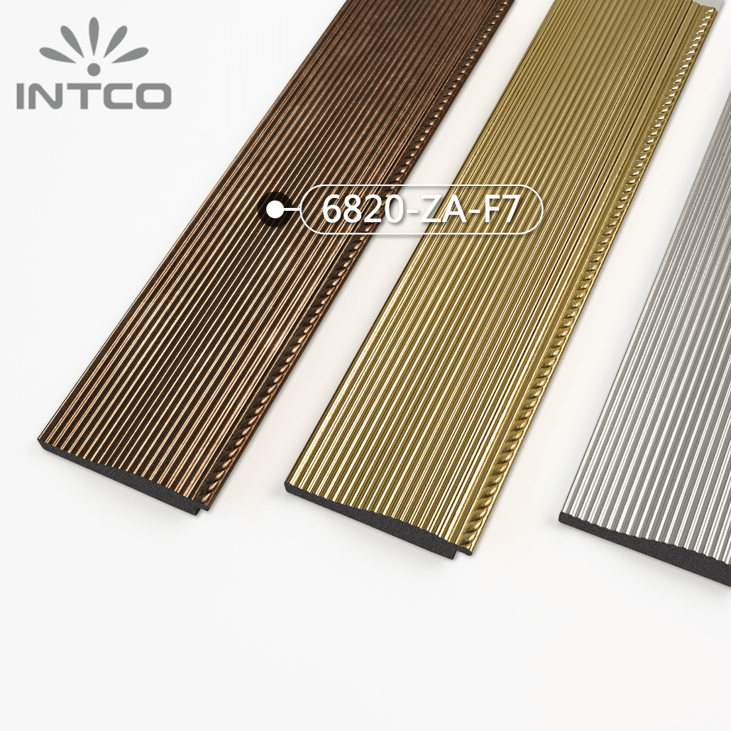 6820-ZA-F7 — 7.62cm Gold PS Bilderrahmenleiste