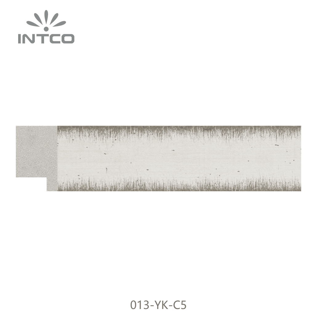 013-YK-C5 — 3.07cm Weiß PS Bilderrahmenleiste