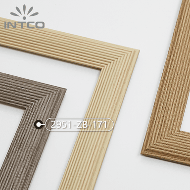 2951-ZB-171 — 3.7cm Black PS Picture Frame Moulding