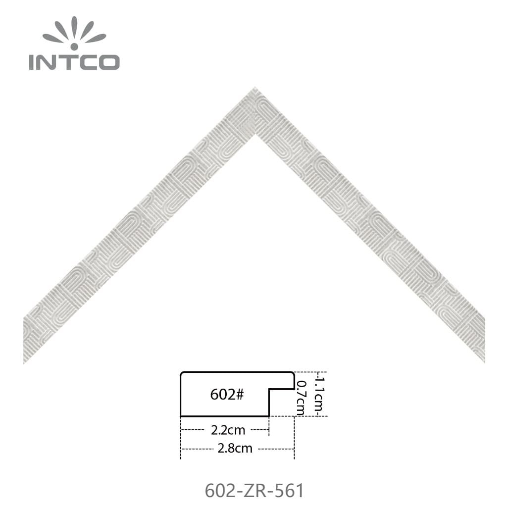 602-ZR-561 — 2.8cm Black PS Picture Frame Moulding