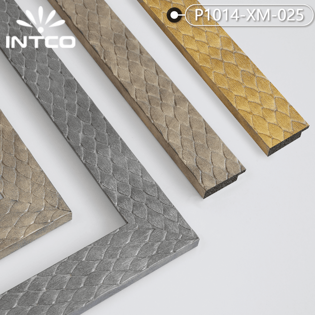 P1014-XM-025 — 4.06cm Gold PS Bilderrahmenleiste