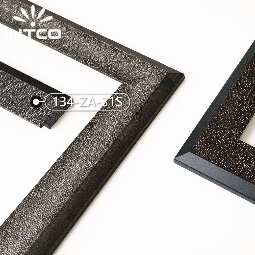 134-ZA-31S — 5.3cm PS Picture Frame Moulding