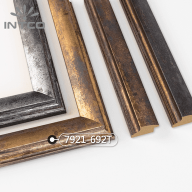 7921-692T — 4.5cm Gold PS Bilderrahmenleiste