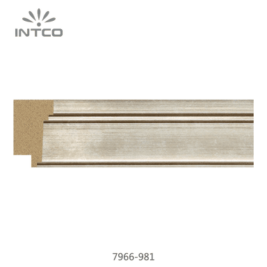 7966-981 — 3.81cm Gold PS Bilderrahmenleiste