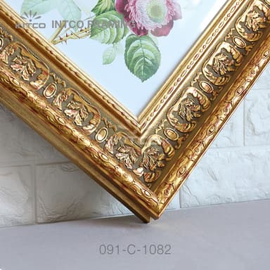 custom picture frame mouldings