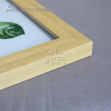 013-424T PS picture frame corner detail