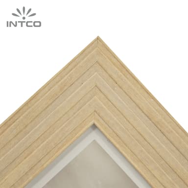 custom picture frame moulding